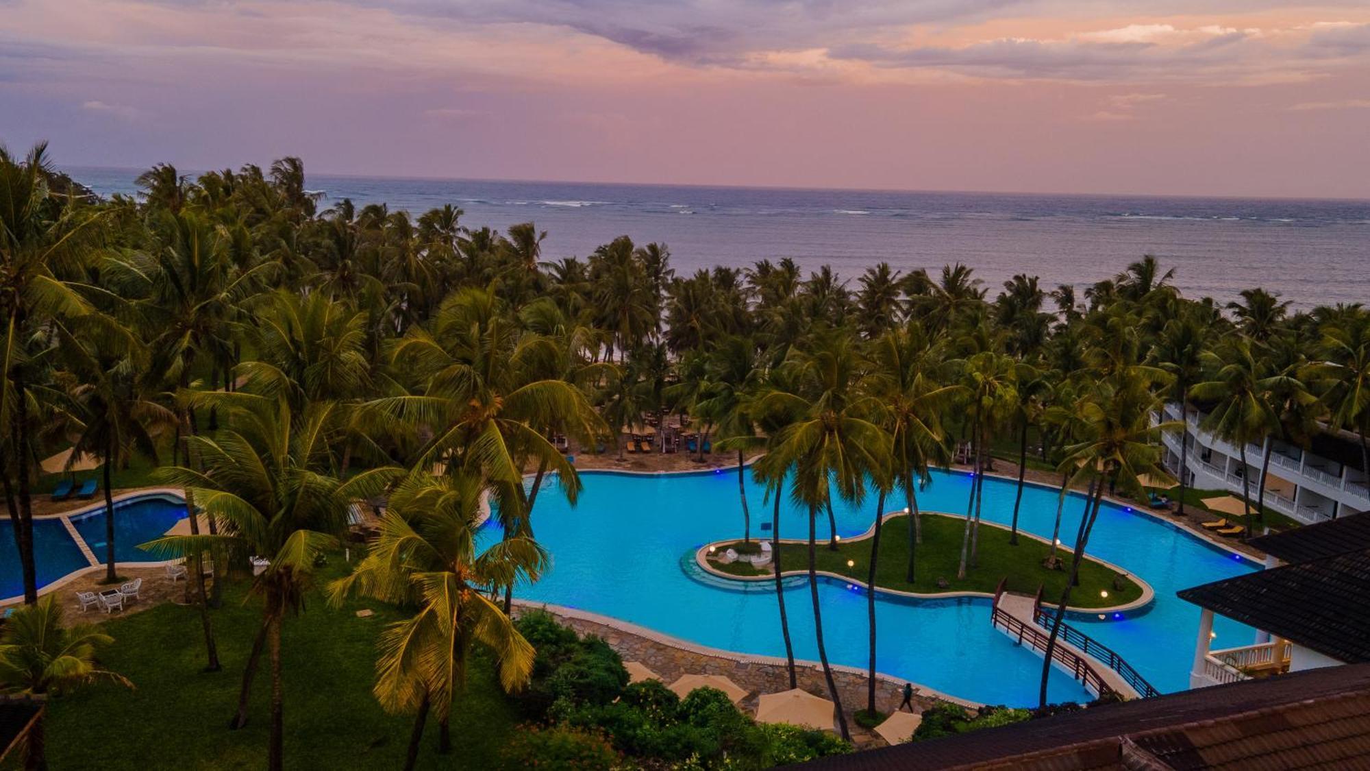 Prideinn Flamingo & Mombasa Hotel