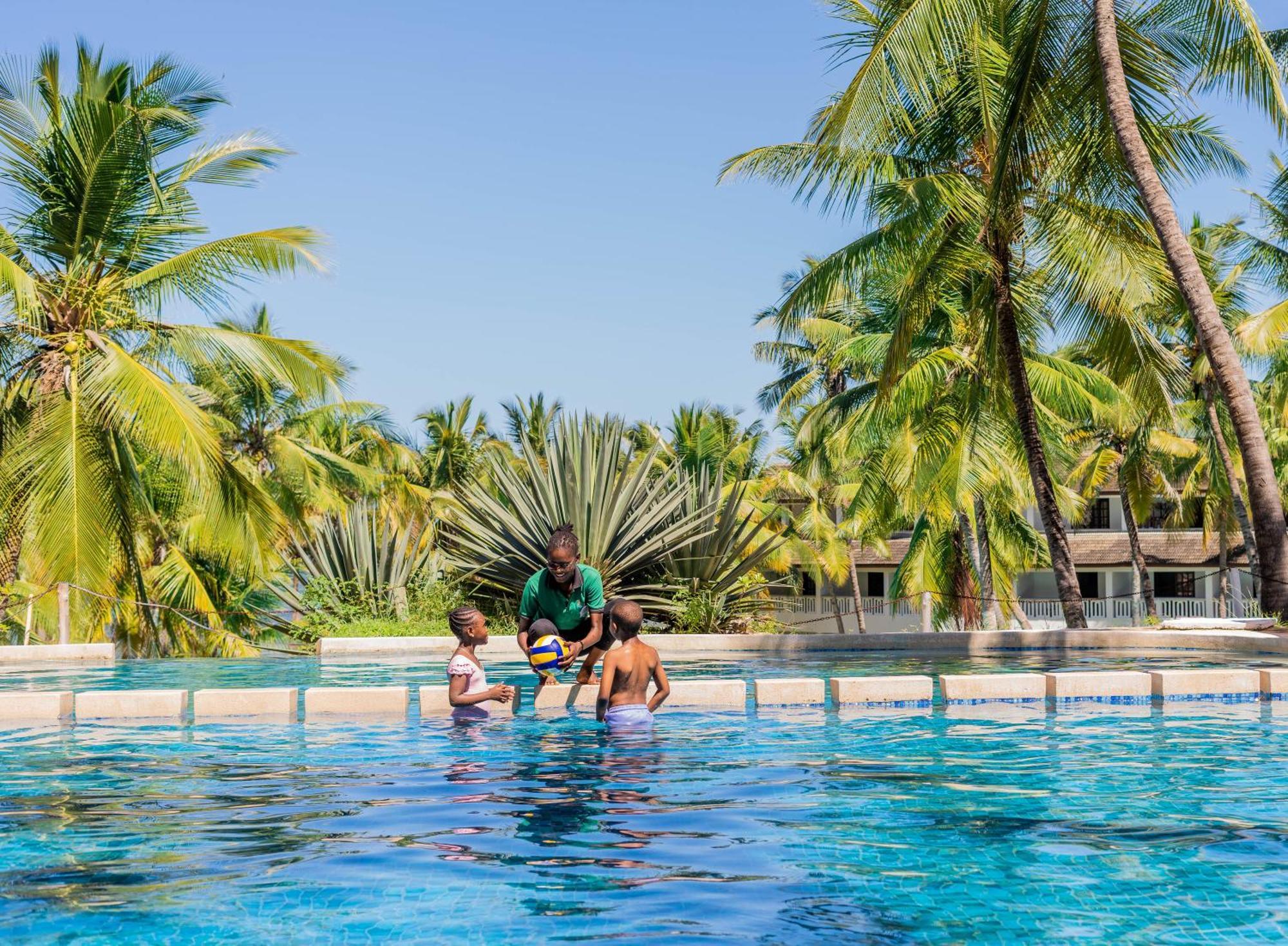 Prideinn Flamingo & Mombasa 4*
