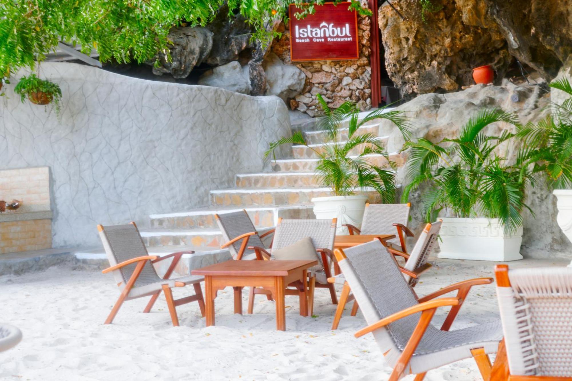 Prideinn Flamingo & Mombasa Hotel 4*